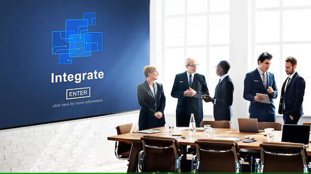 Power of Knowledge Integration Power of Knowledge Integration